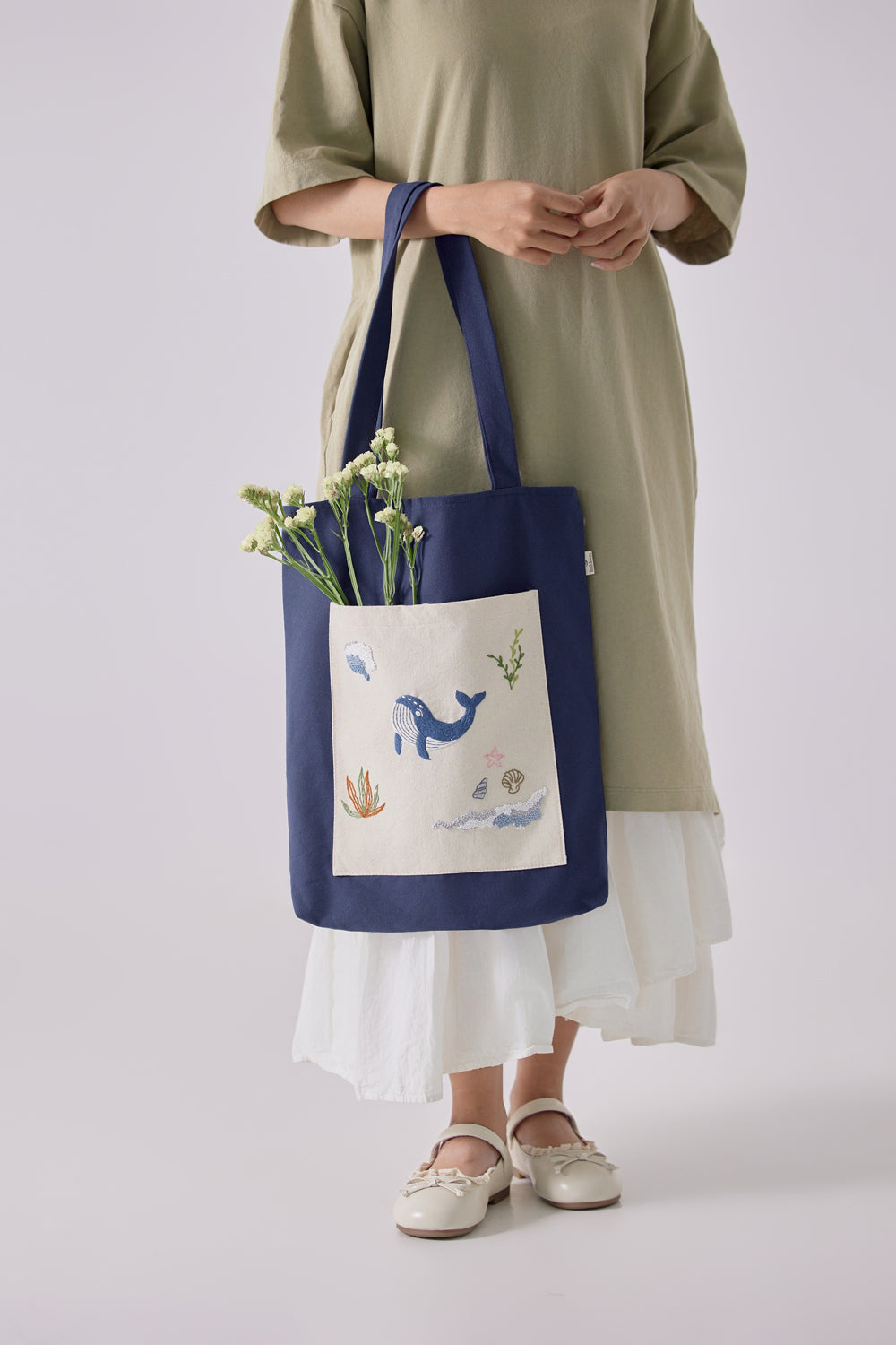 Blue Whale Embroidery Tote Bag Navy