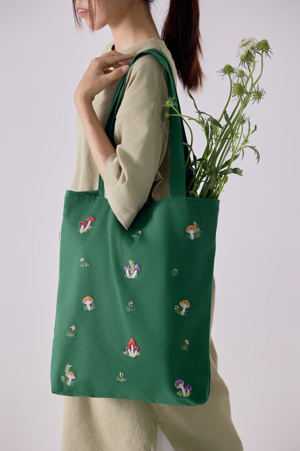 Mushroom Embroidery Tote Bag Green