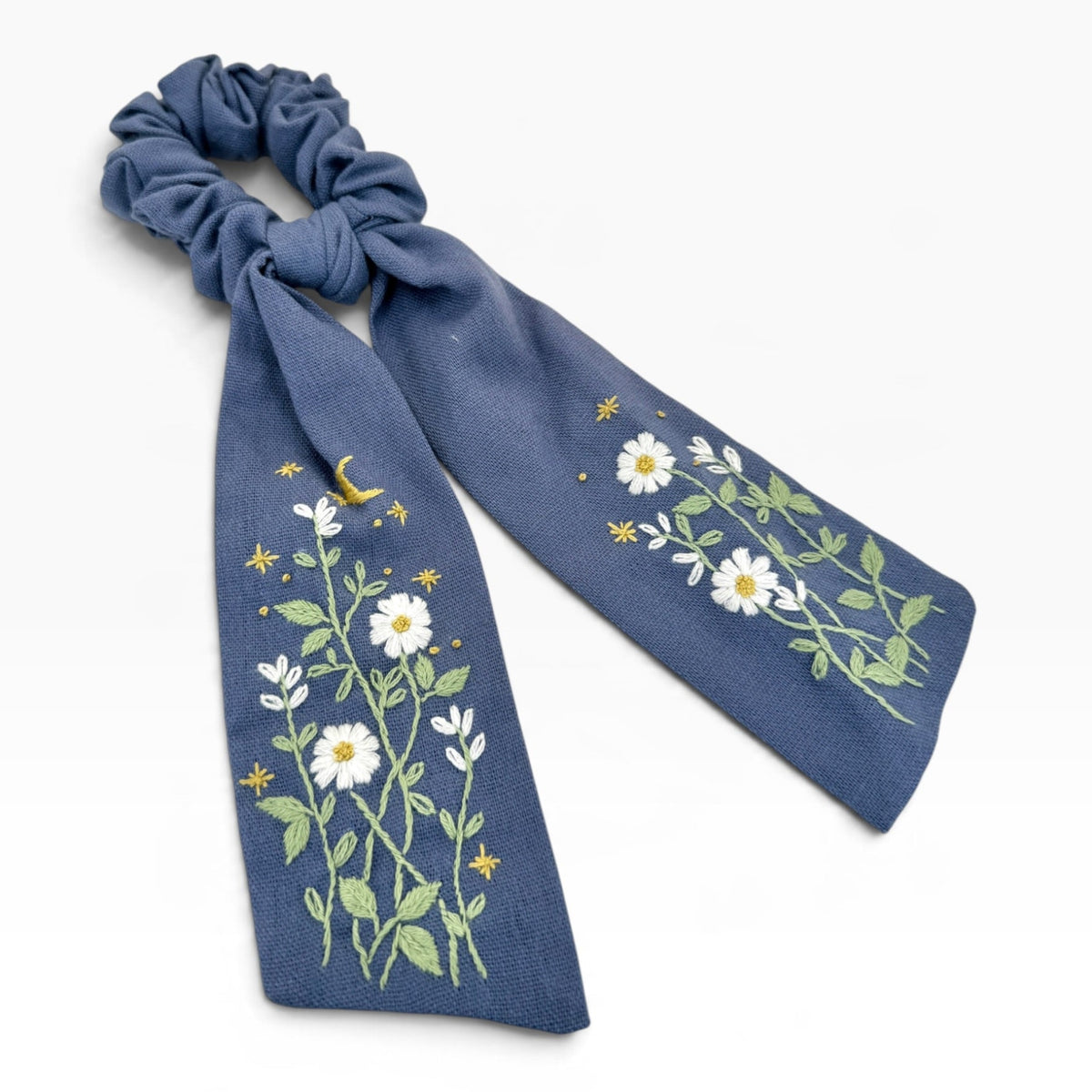 Quiet Daisy Garden Blue Embroidered Bow Scrunchies