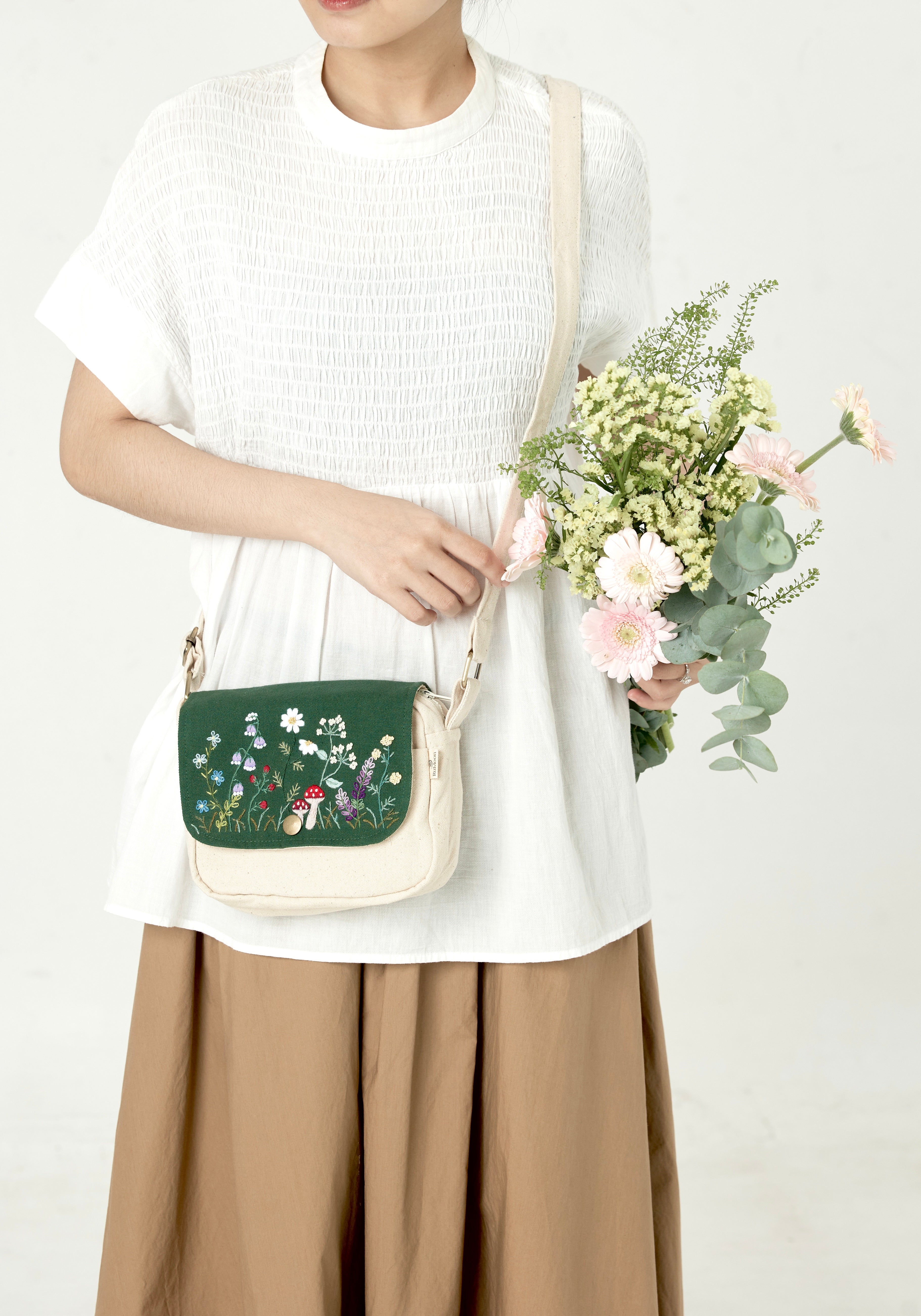 Embroidery Mushroom Crossbody with Green Cover