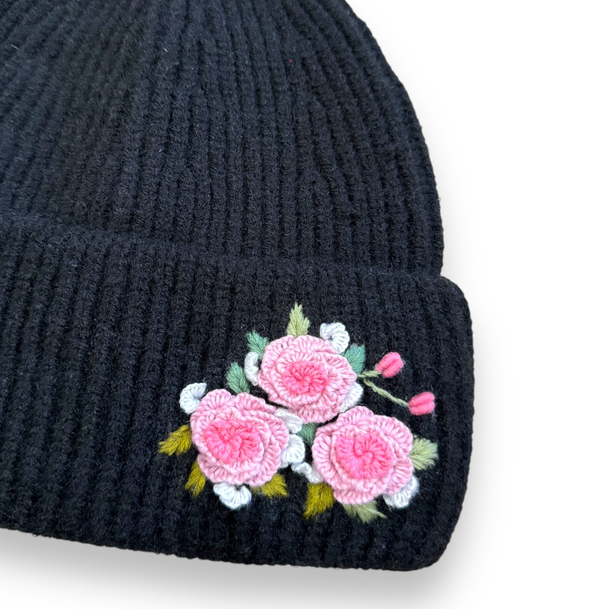 Roses Black Beanie