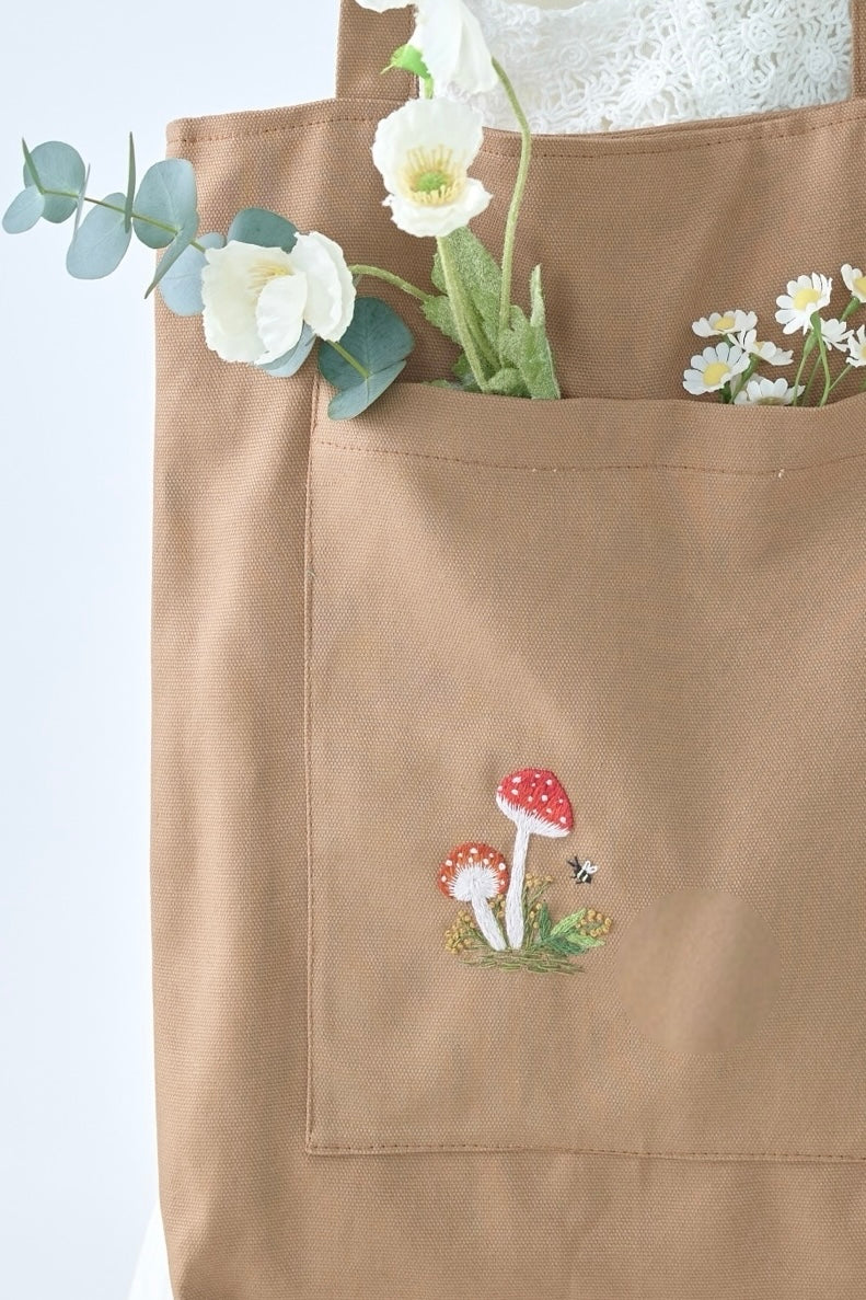 Mushroom Front Pocket Embroidery Tote Bag Brown