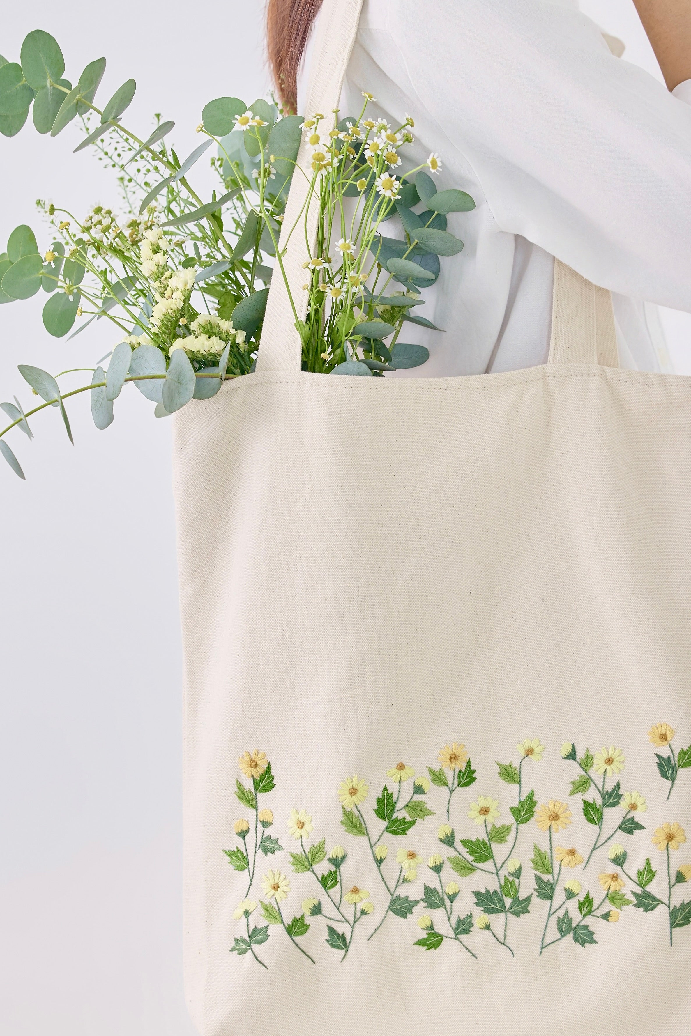 Yellow Daisy Embroidery Tote Bag