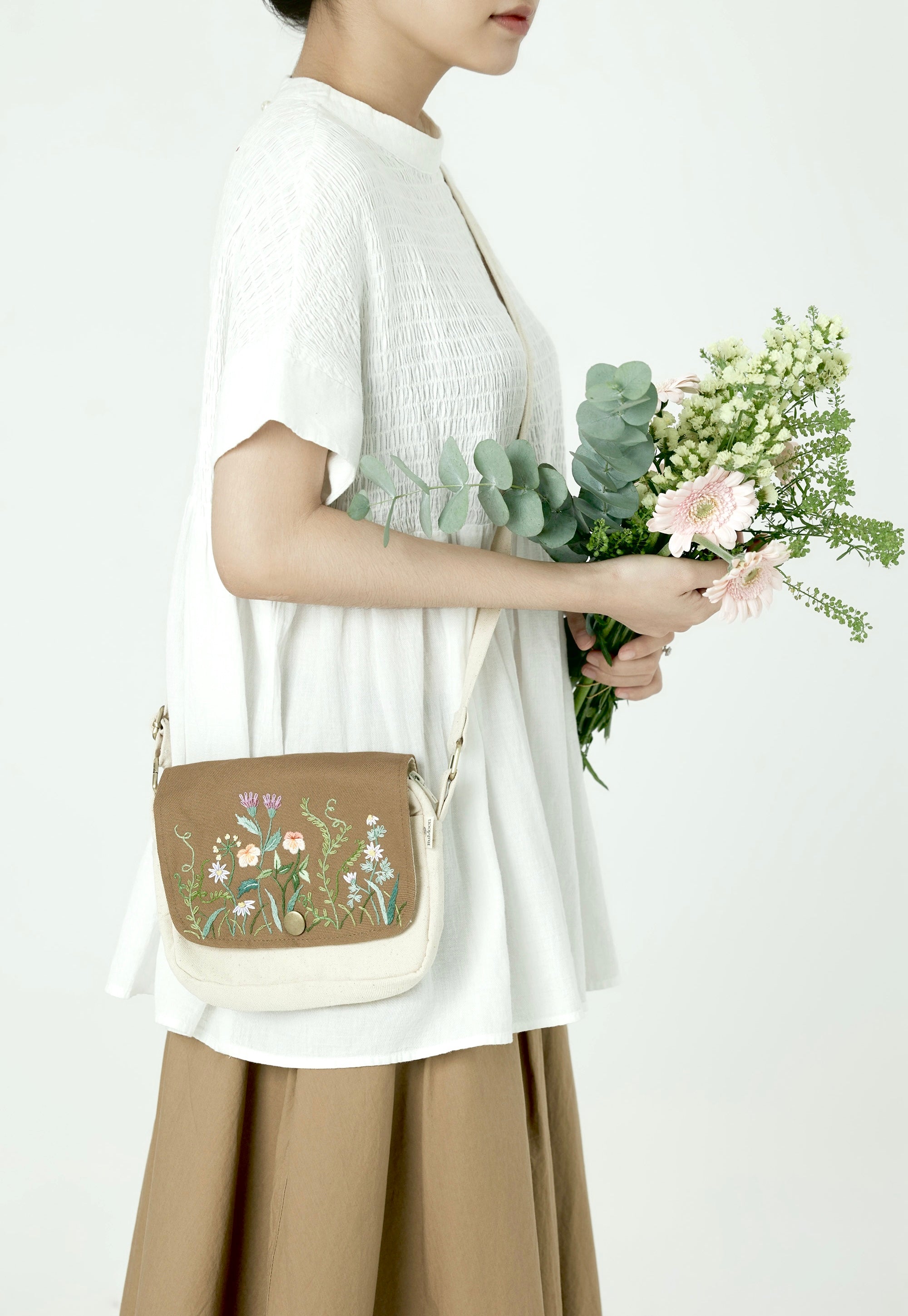 Embroidery Mushroom Crossbody with Brown Cover