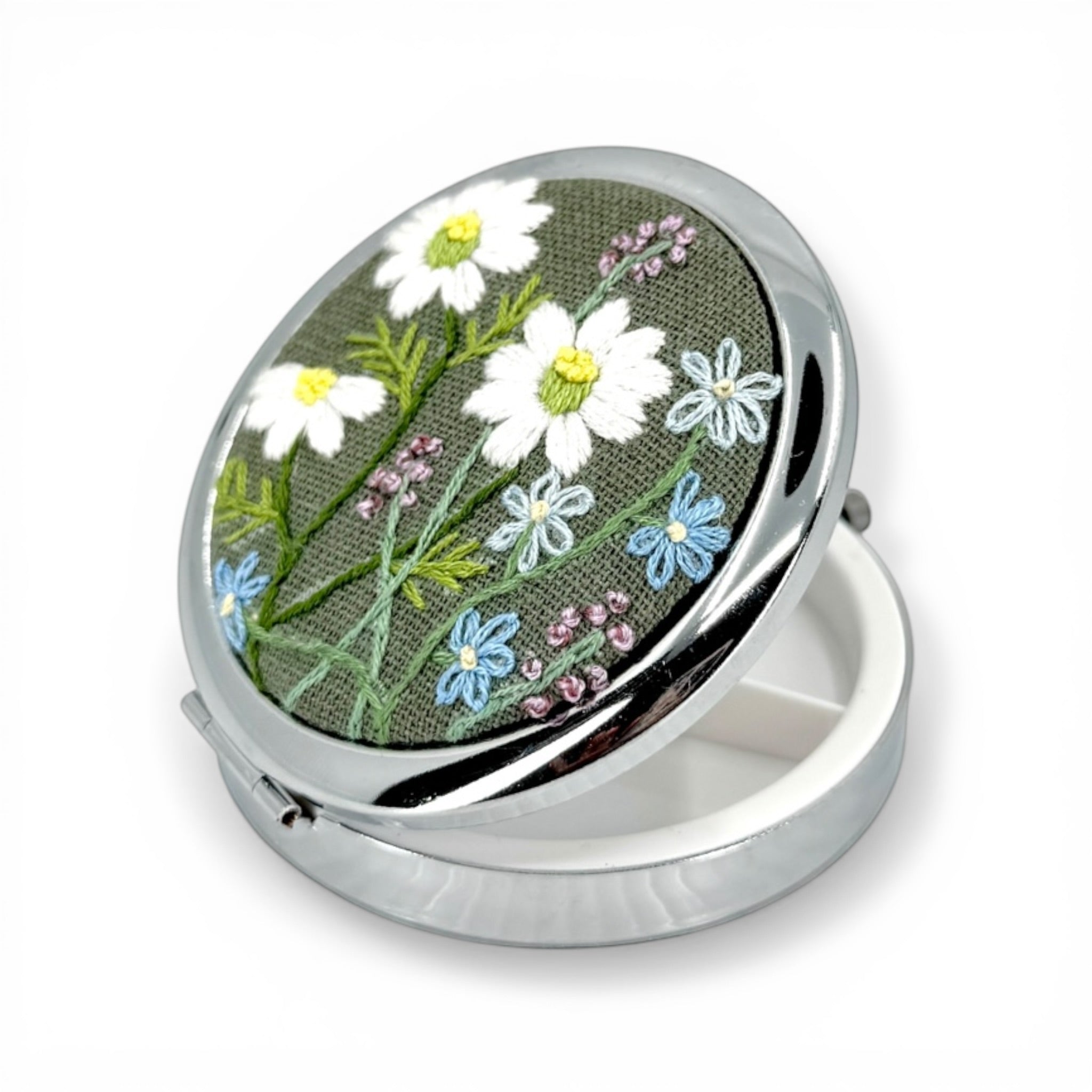 White Daisy Sage green Compact Pocket Jewelry Case