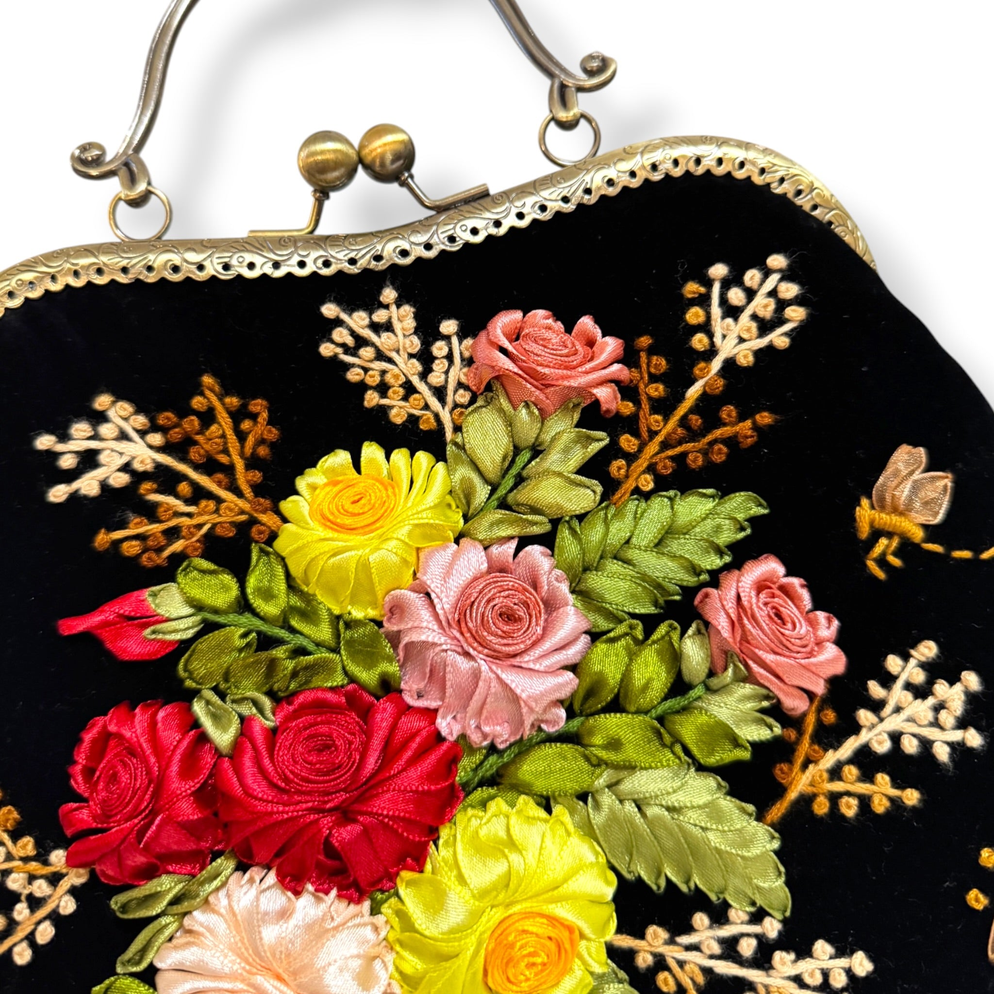 Vintage Roses Bouquet Velvet Ribbon Embroidery Clutch Velvet Bag