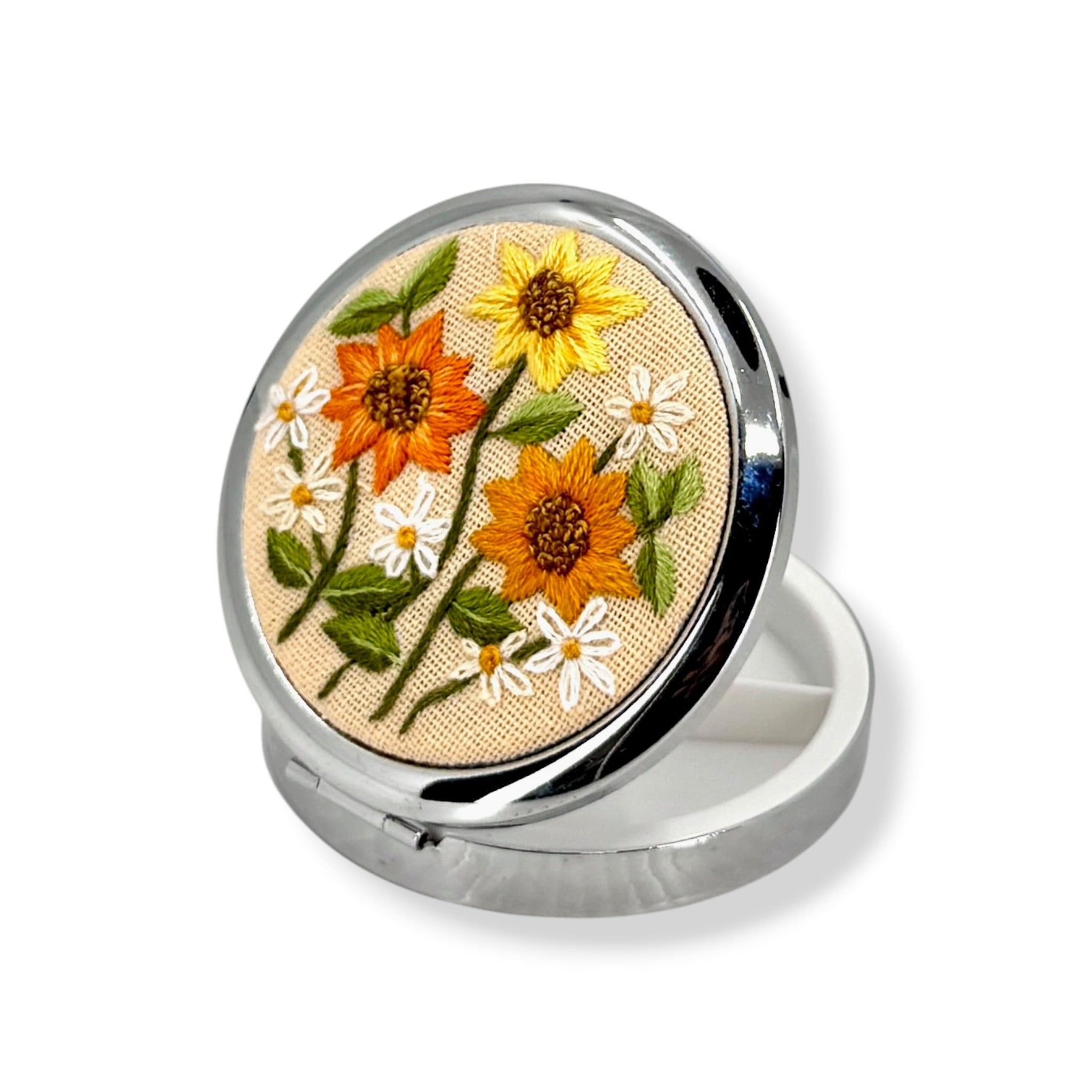 Sunny Daisy Embroidered Pocket Container