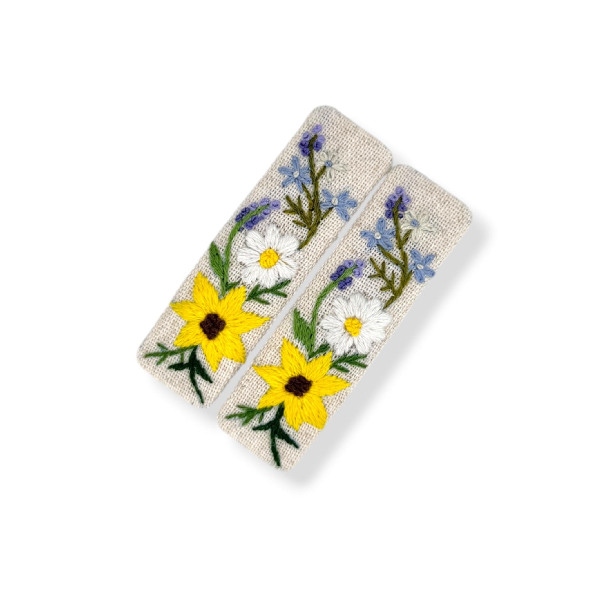 Daisy Embroidery Off White Hair Clips