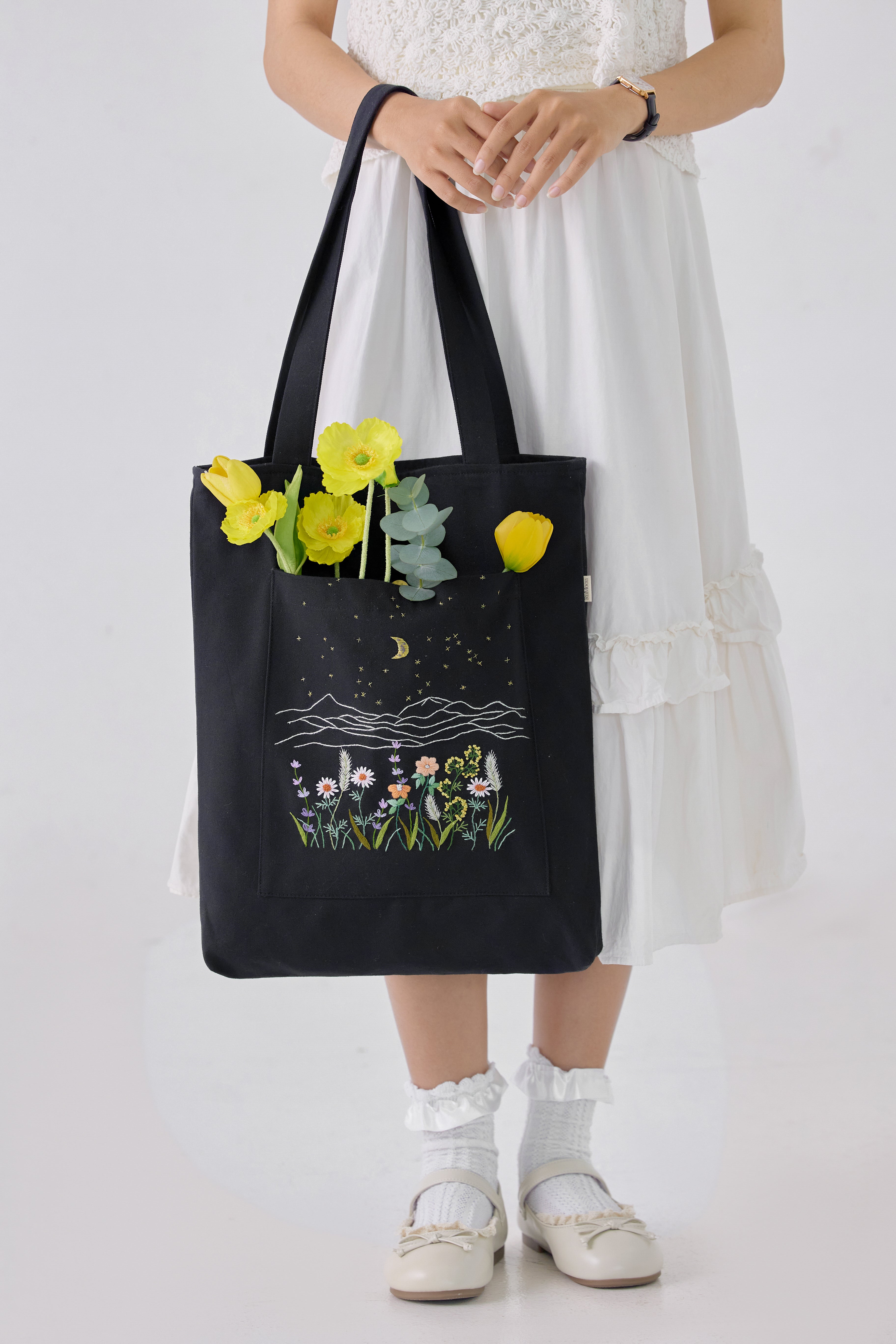 Mountain Flower Field Embroidery Tote Bag Black