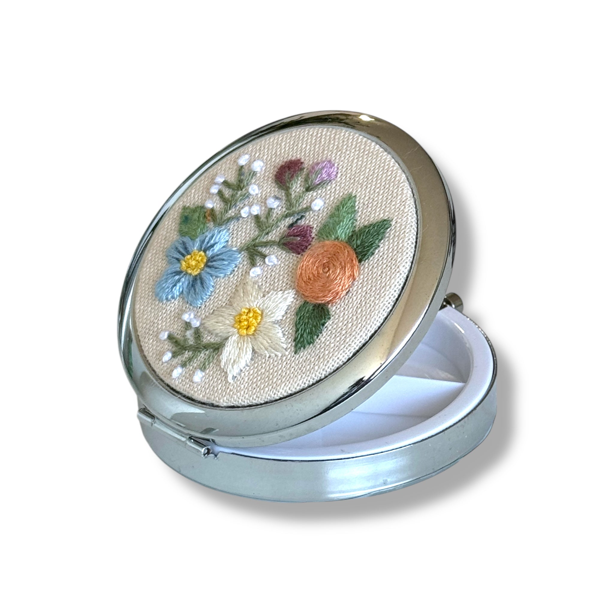Countryside Bloom Hand Embroidery Compact Container