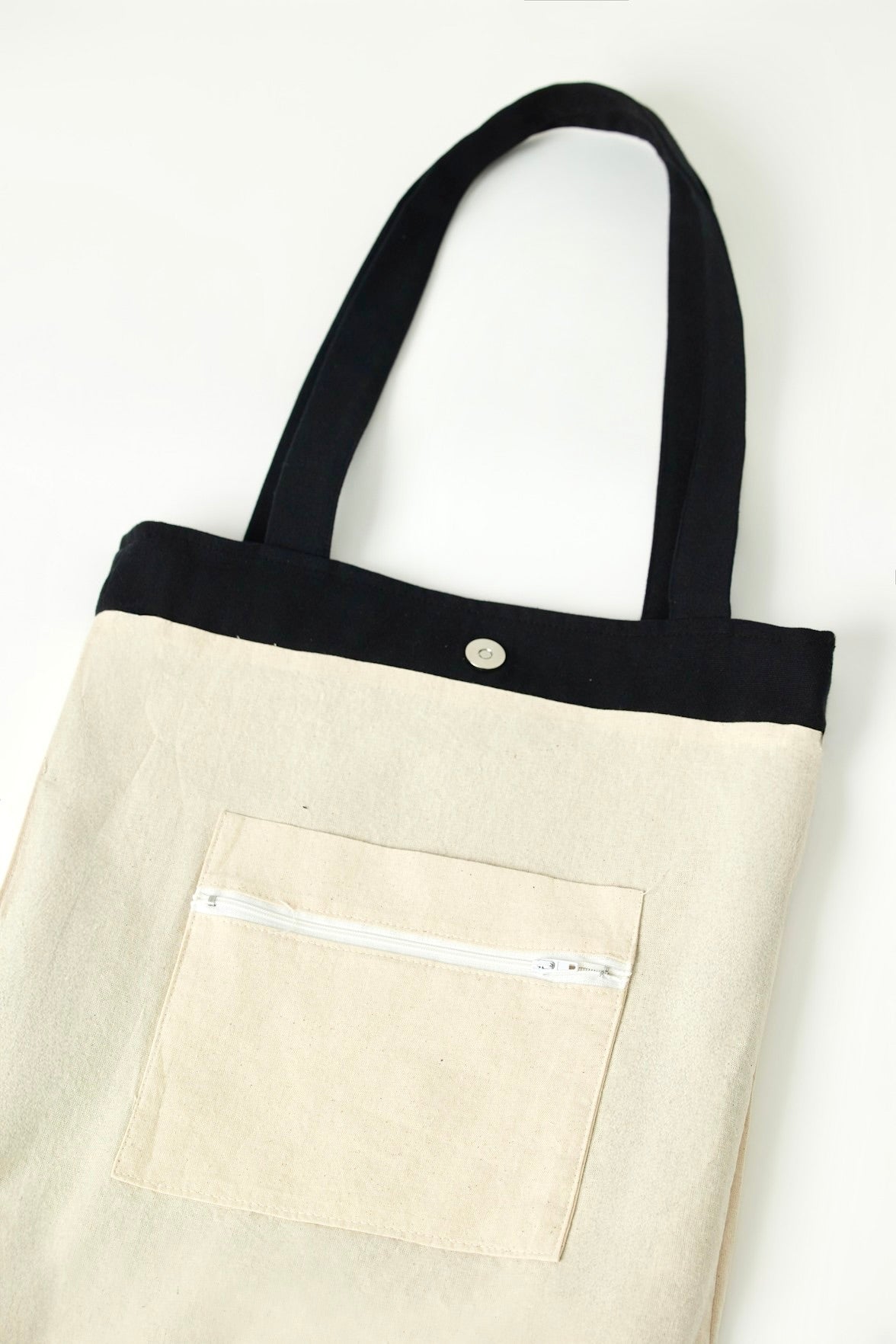 Sleeping Fox Front Pocket Tote Bag Black